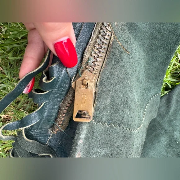 60s-70s Vintage Green Suede Chaps - Picture 3 of 15